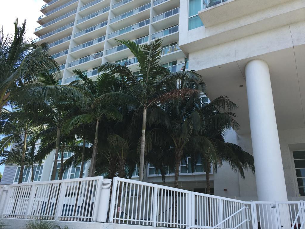 Lyx Suites By The Miami River Exterior photo